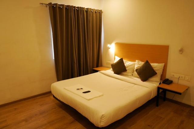 Treetops Inn Chennai Exterior photo