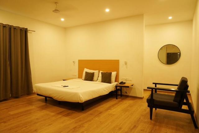 Treetops Inn Chennai Exterior photo